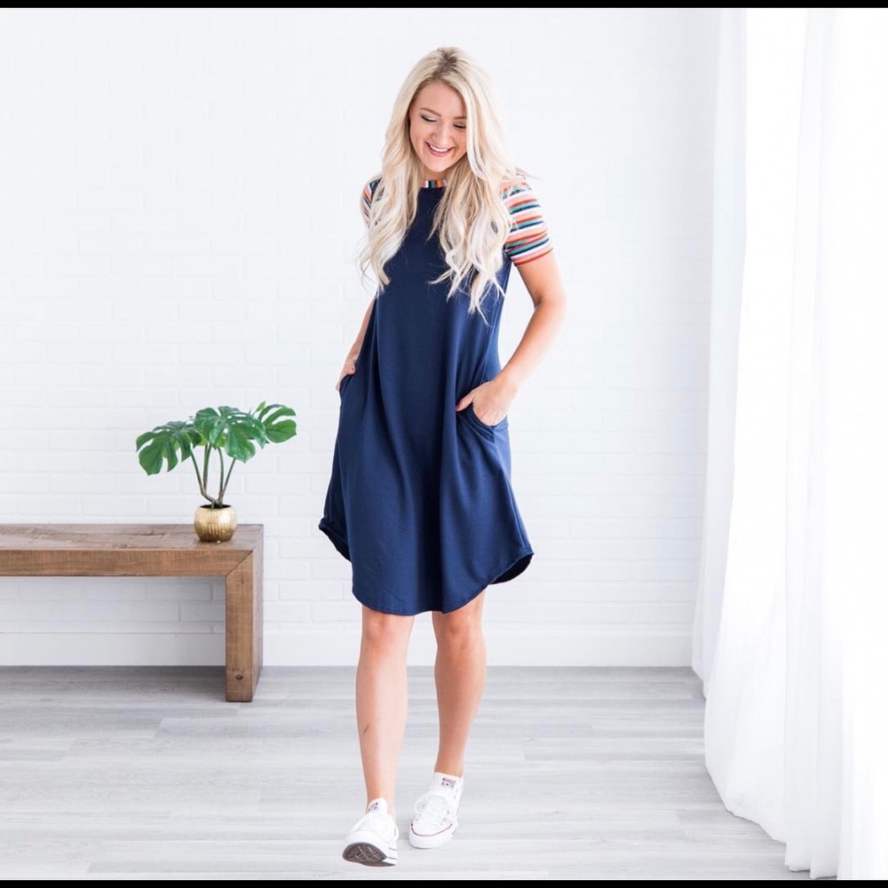 Rainbow 🌈 midi dress w pockets !!! 👗